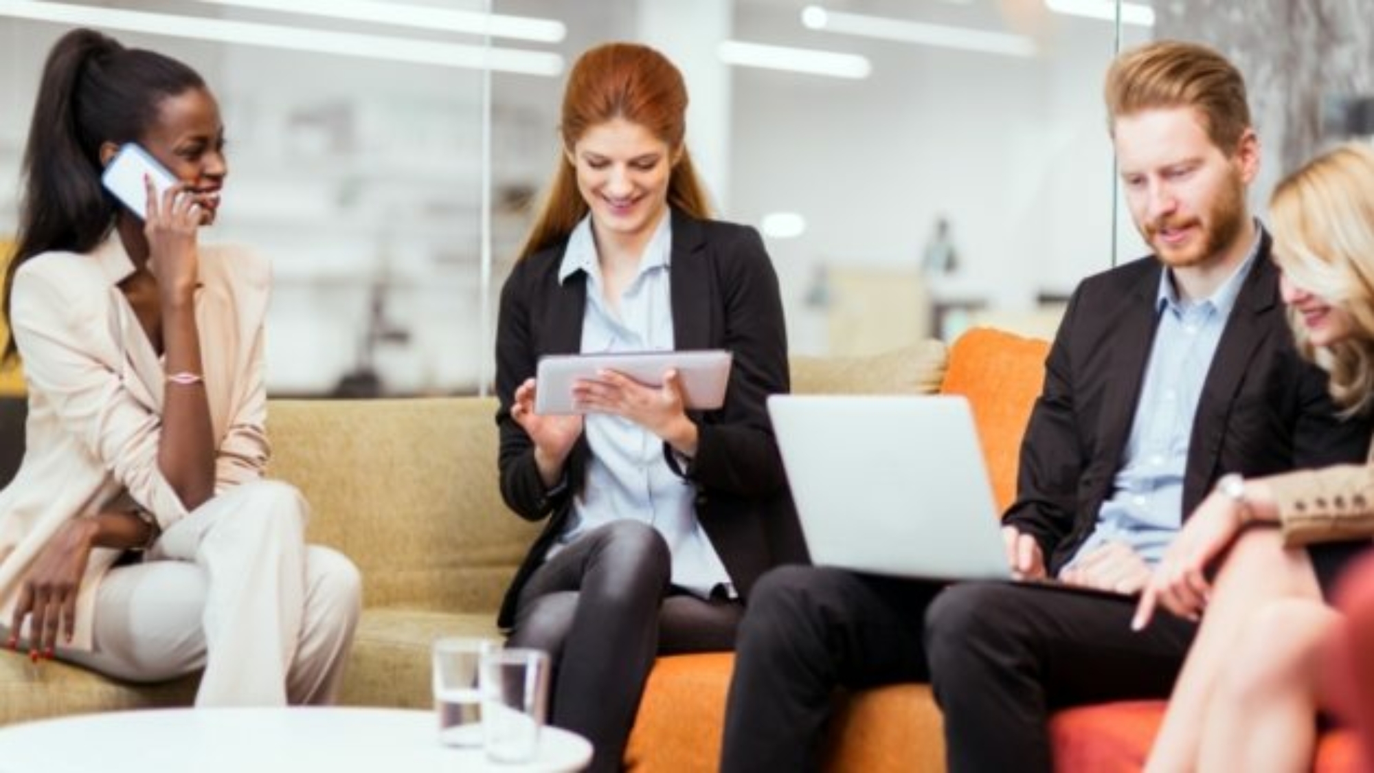 business-people-collaborating-in-office-and-DV2TMHA-637x357