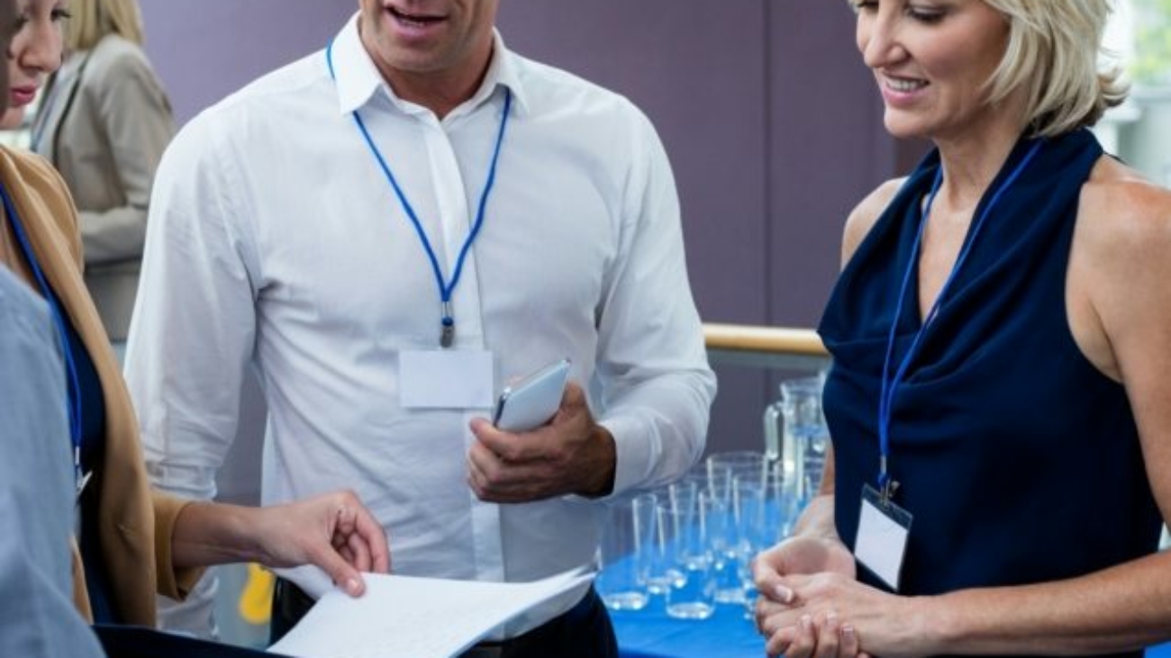 884631-53568-637x670