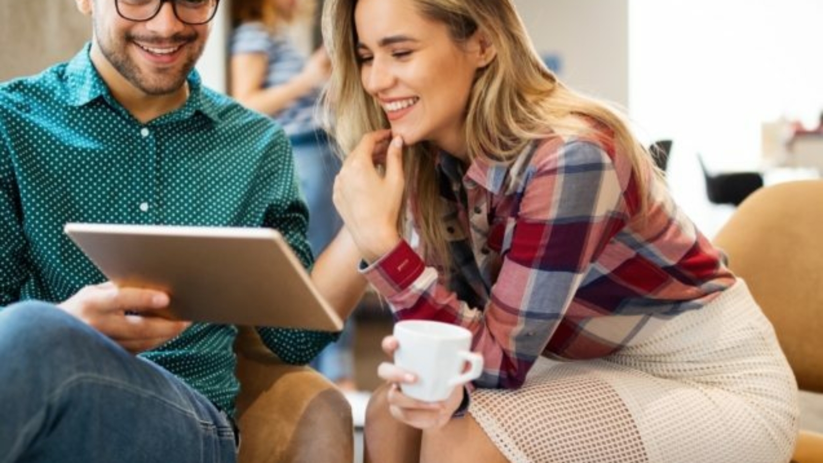 EE4I0181copy-59855-637x670