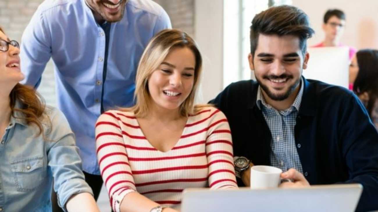 EE4I7173copy-88480-637x670