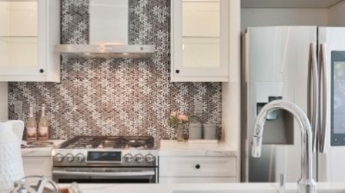 sidekix-media-1129786-unsplash-400x532