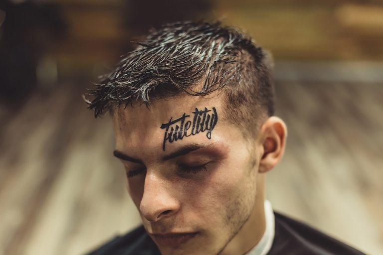 portrait-of-man-with-tattoo-PJPNNRD-2-768x512